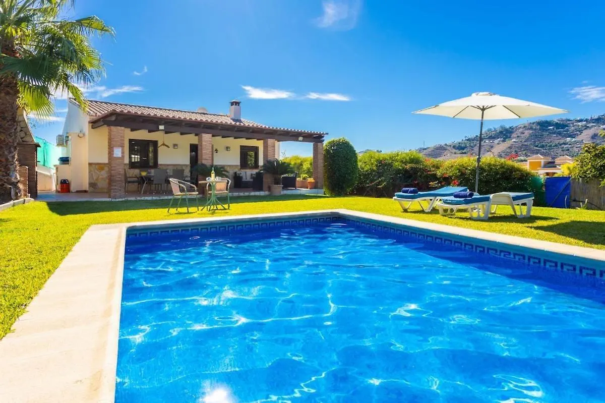 Villa In Nerja Big Garden Fantastic Pool Испания